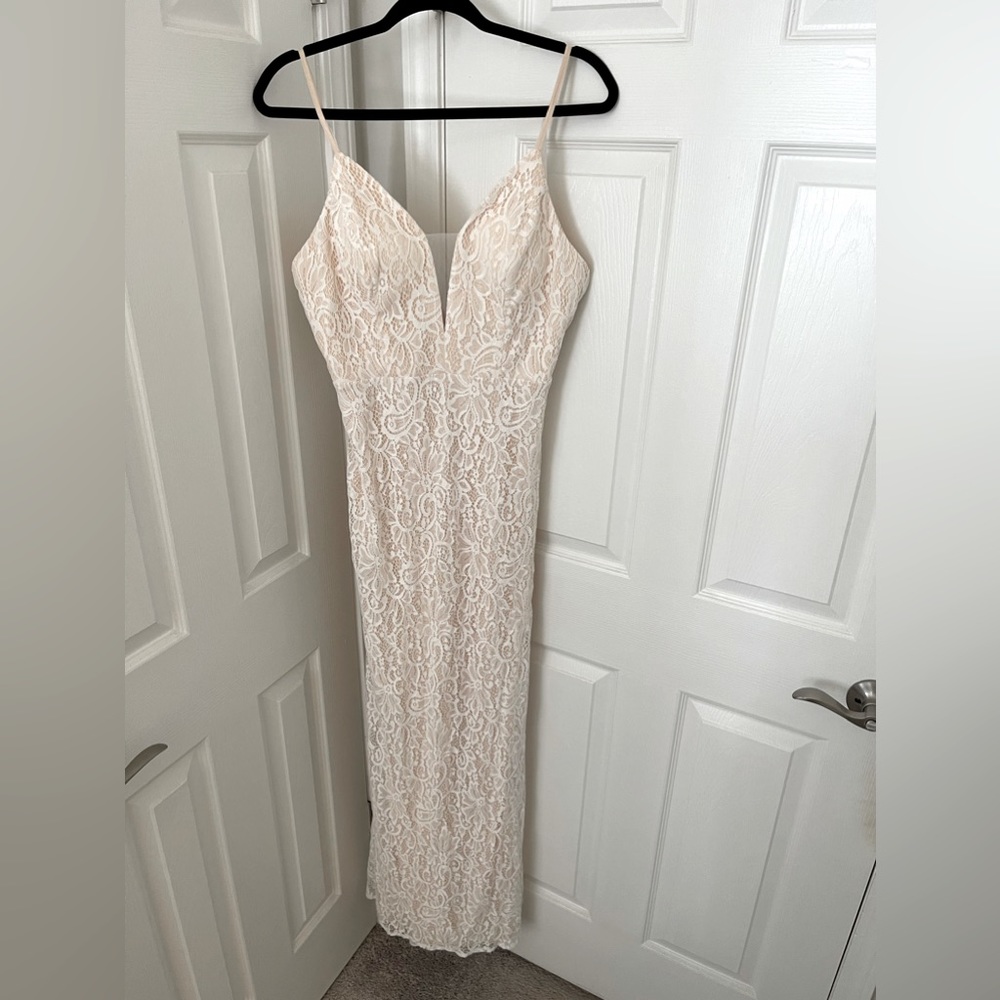 Lace Gown NWOT